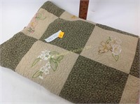 Beautiful homemade quilt w/ hand embroidered