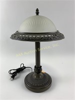 Metal and frosted glass table lamp
