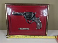 Colt 3D gun framed