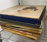 TRAY OF VINTAGE LPS