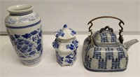 GROUP OF ORIENTAL BLUE AND WHITE, TEA, VASE, MISC