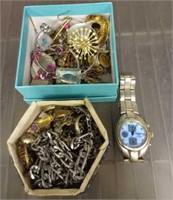 GROUP OF COSTUME JEWELRY AND WATCH