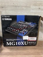 MG10XU mixing console- untested