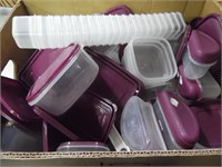 BOX OF PLASTIC CONTAINERS