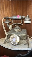Vintage phone (Kitchen)