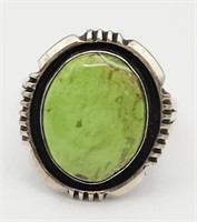 W DENETDALE NAVAJO STERLING RING WITH LIME