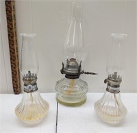 Lot of free vintage small oil lamps