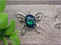 ABALONE BUTTERFLY PENDANT ROCK STONE LAPIDARY SPEC