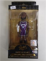 Premium Vinyl Figure LeBron James 5"