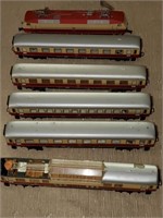 (5) Marlin Train Cars And (1) Trolley Car