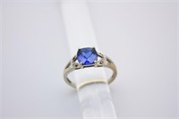 10k White Gold Sapphire Diamond Ring