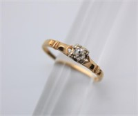 Vintage 14kt Yellow Gold Diamond Solitaire Ring