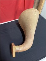 Horn mold