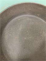 #5 SK MADE IN USA CAST IRON FRYING PAN