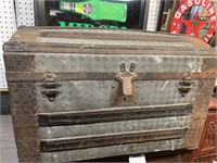 Antique small Camelback trunk could not get