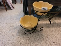 PLANTER HOLDER WITH 2 PLANTERS