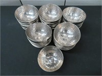 28 S/S DIMPLED / HAMMERED STYLE BOWLS