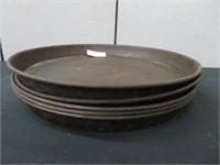 APPROX. 45 ROUND 15.5"  DIAM. PIZZA PANS