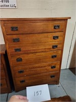 5 drawer chest of drawers - ** see description