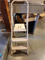 Step ladder - 42"