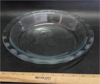 PYREX PIE PLATE-GLASS