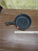 Wagner Ware cast iron skillet