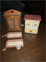 Wooden trinket box, shelf. Decor