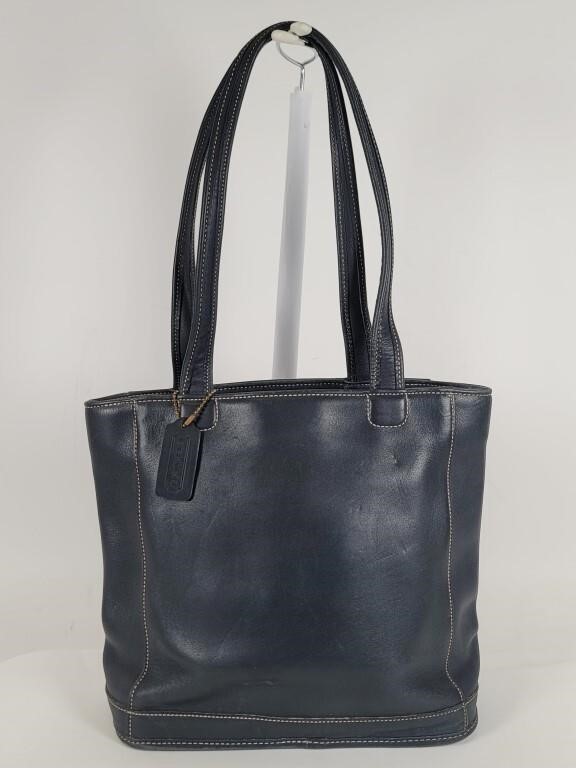 Vintage Coach Bleeker Bucket Bag | Live and Online Auctions on HiBid.com