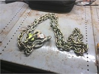 10 ft chain, 2 hooks