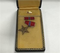 Bronze star military medal