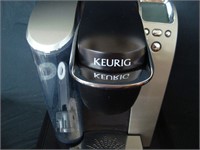Keurig Coffee Maker w/Pod Holder