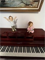 Resin Piano Babies