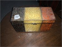 Metal decorative box