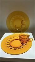 4 thumbprint cup plate sets