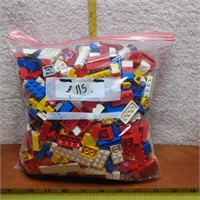 1 GALLON BAG OF LEGO'S