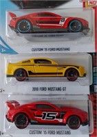 3 Ford Mustang Hot-wheels '13 '15 '17