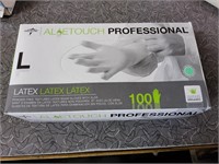 AloeTouch Professional Latex Gloves Box