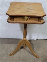 Side Table w Drawer 15 x 26.5 h