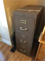 METAL FILING CABINET