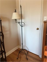 WROGHT IRON FLOOR LAMP WITH SHADE
