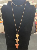 Goldtone necklace with three triangles