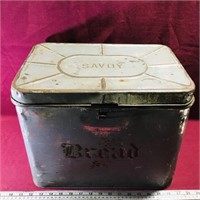 Savoy Metal Bread Box (Antique)