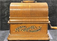 1905 Edison Standard Phonograph