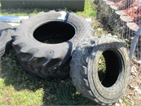 809) 19.5-24 tire