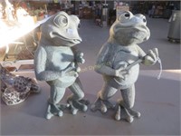 Two Frog Yard Art