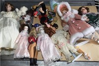 HUGE LOT COLLECTOR DOLLS ! -A