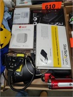 LOT VARIOUS SMALL COMPUTER ACCESSORIES