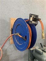 Air hose reel