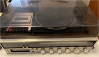 JCPENNEY AM/FM Stereo 8 Track/ Cassette Play