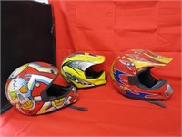 (3)Dirt bike Atv helmets.